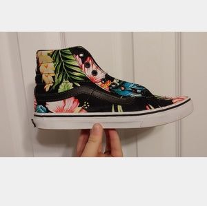Hawaii floral Vans